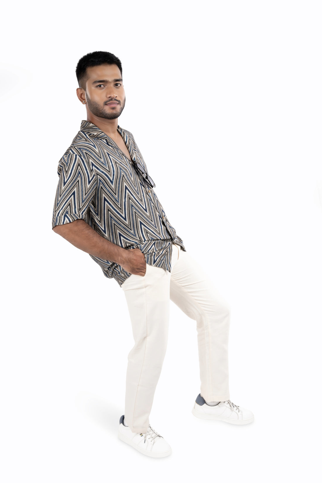 ಸಂಗಮ ಅಲೆ | Cross Wave Mens Shirt