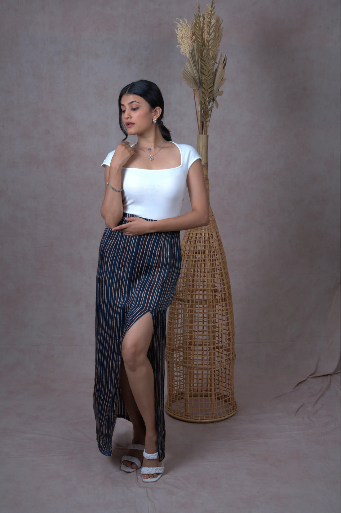 Mist and Dusk Slit Skirt