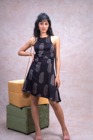 Vibrant Pasley Short Dress